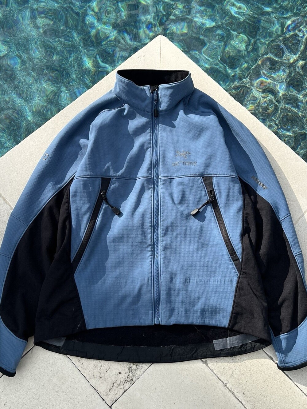 Arc’teryx Sigma LT Windstopper Jacket Mens M Blue Black Vintage Softshell Rare